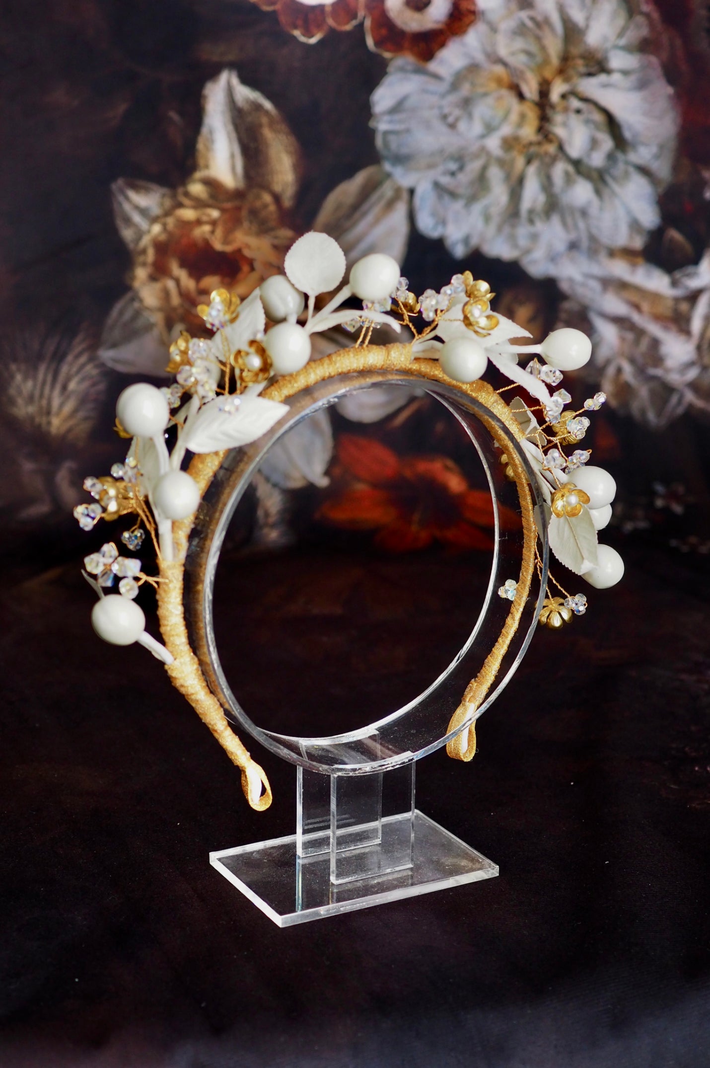 THE IVORY ORCHARD TIARA – The Lilac Tree Bridal