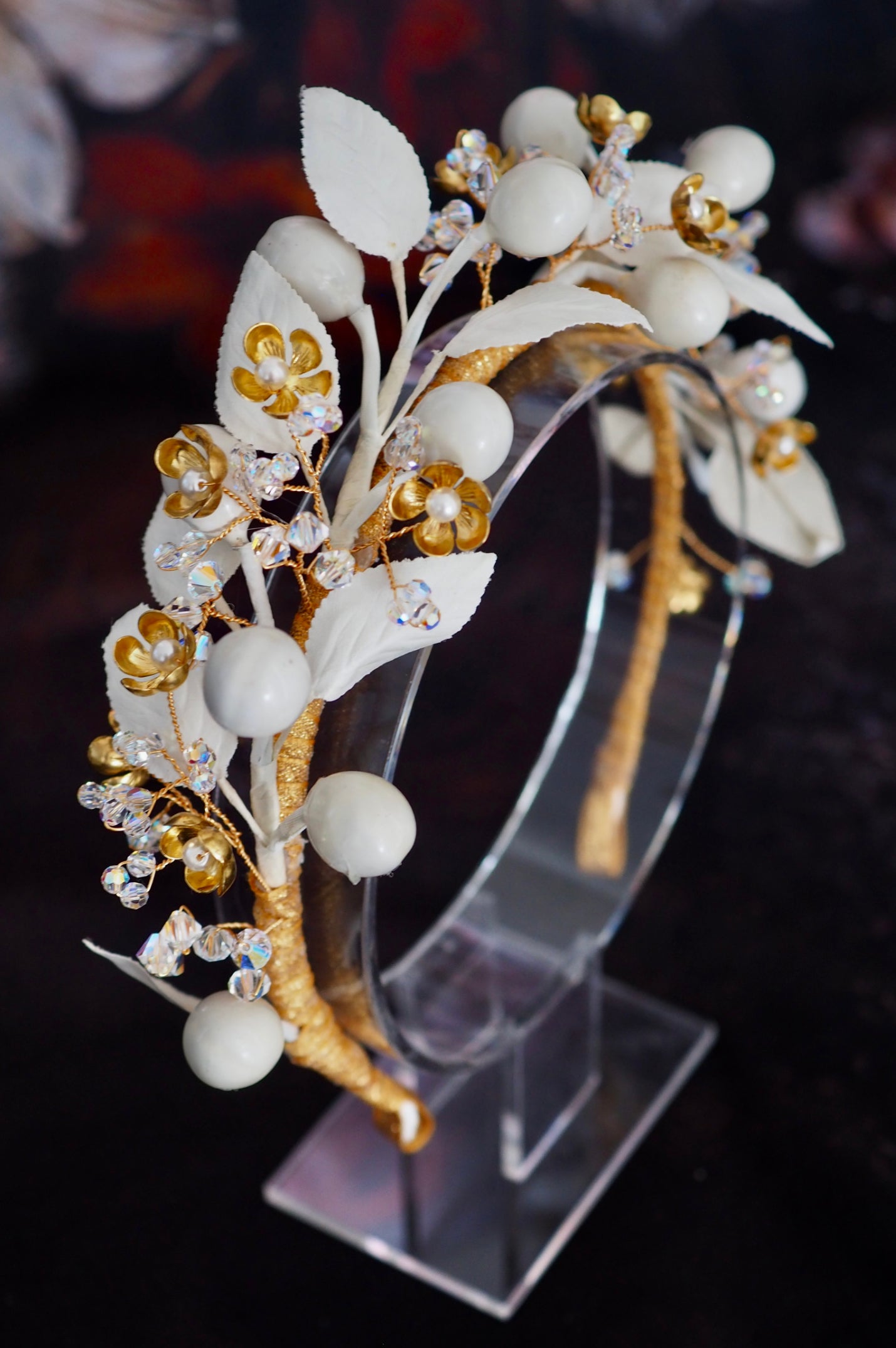 THE IVORY ORCHARD TIARA – The Lilac Tree Bridal