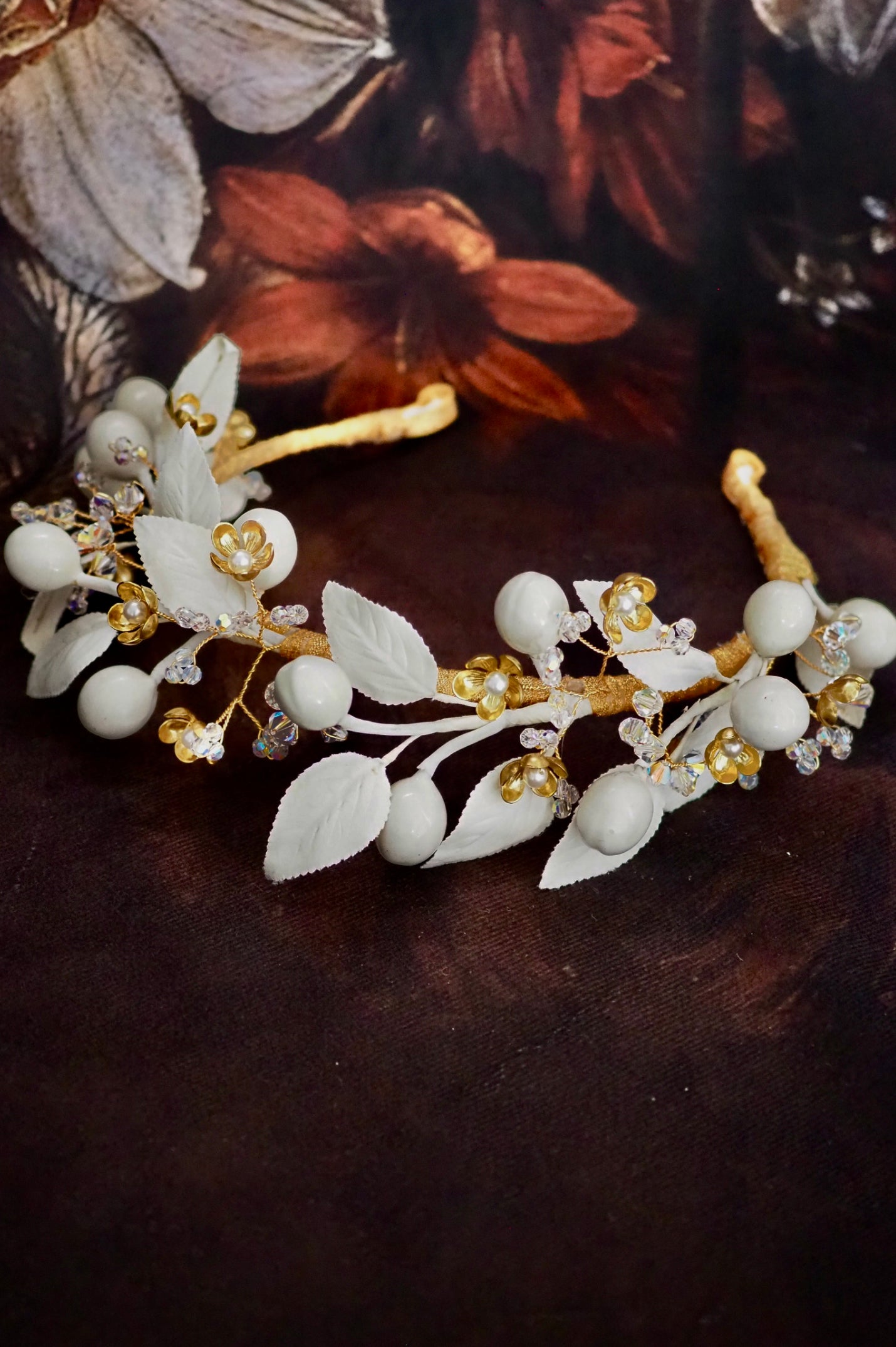 THE IVORY ORCHARD TIARA – The Lilac Tree Bridal